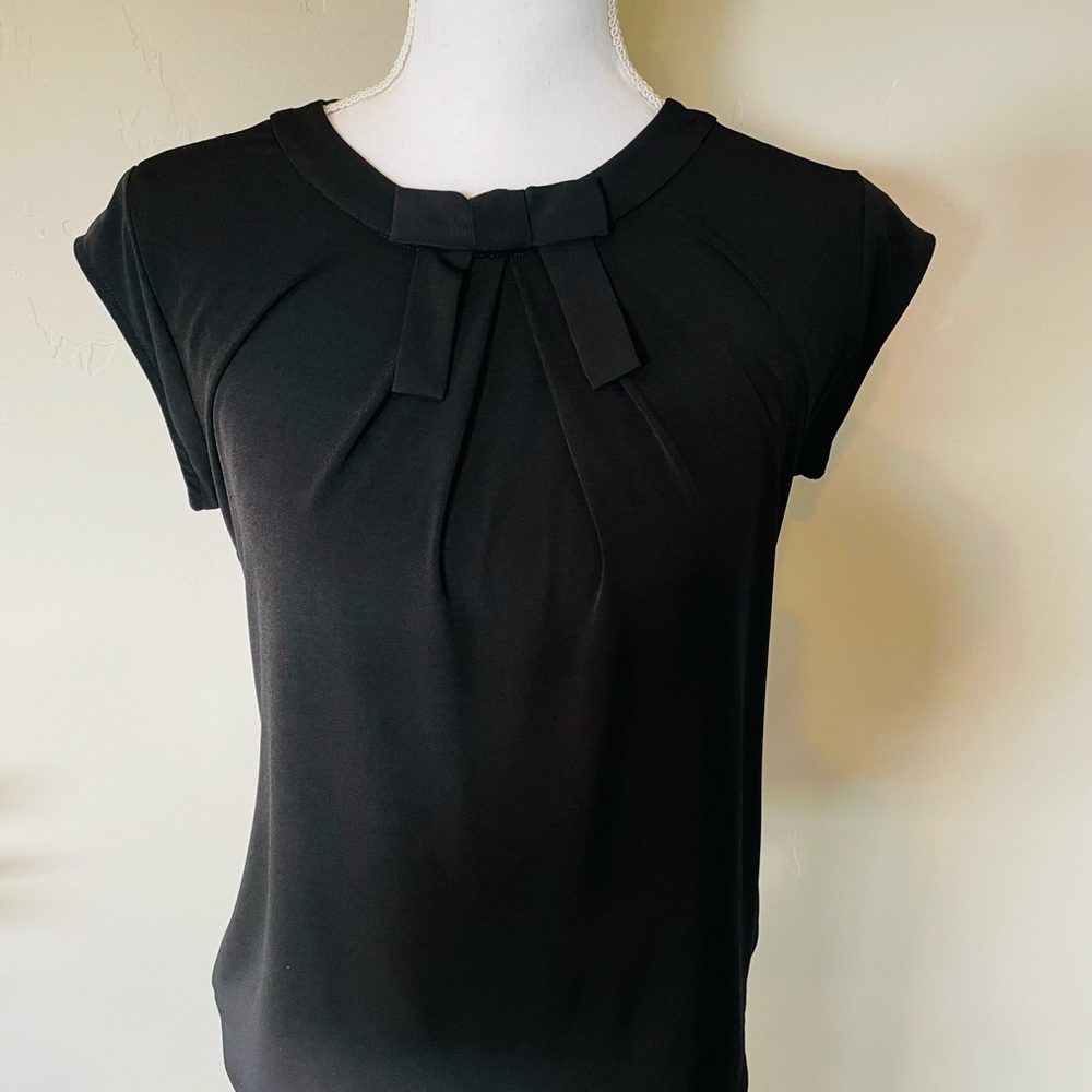 Karl Lagerfeld sleeveless blouse